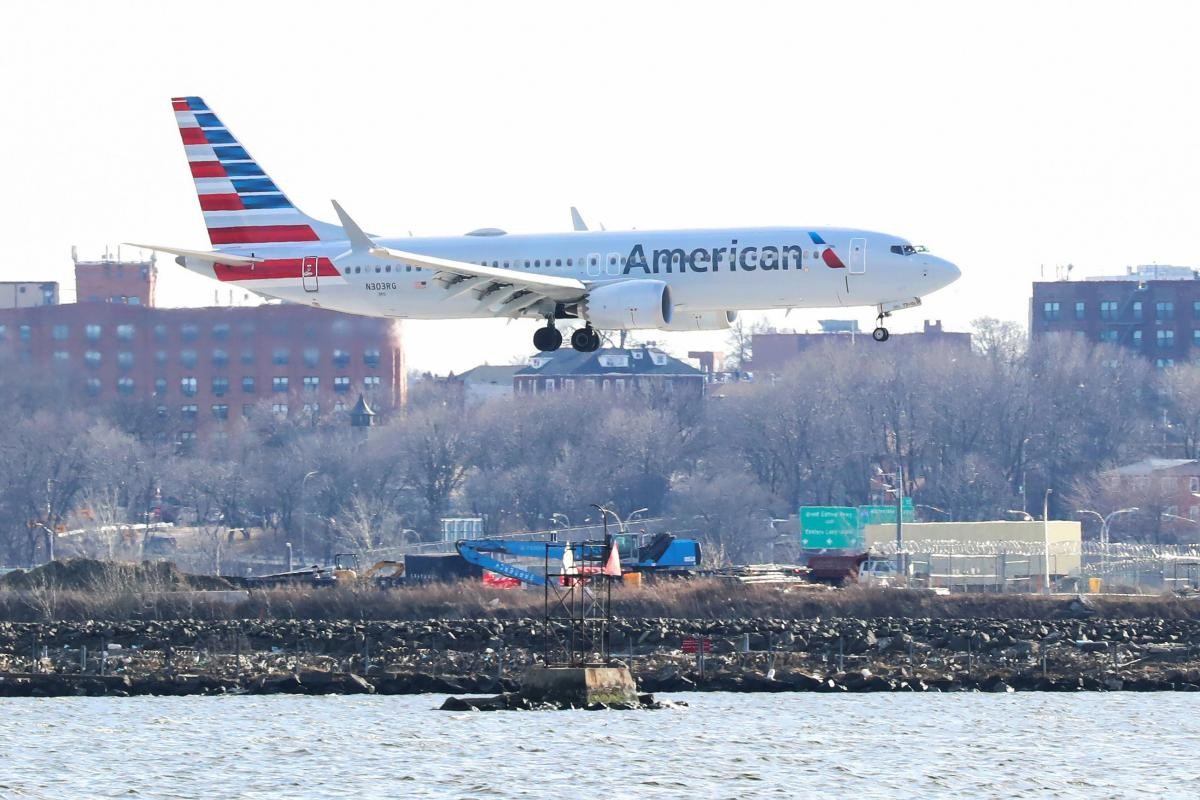 Пилот American Airlines поделился скриншотом зарплаты — у всех  отвисла челюсть