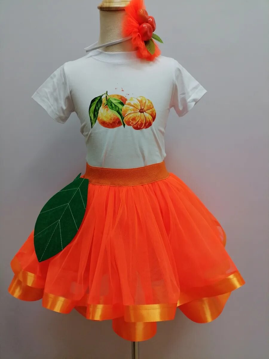 1. С созданием такого костюма легко справится даже человек без опыта