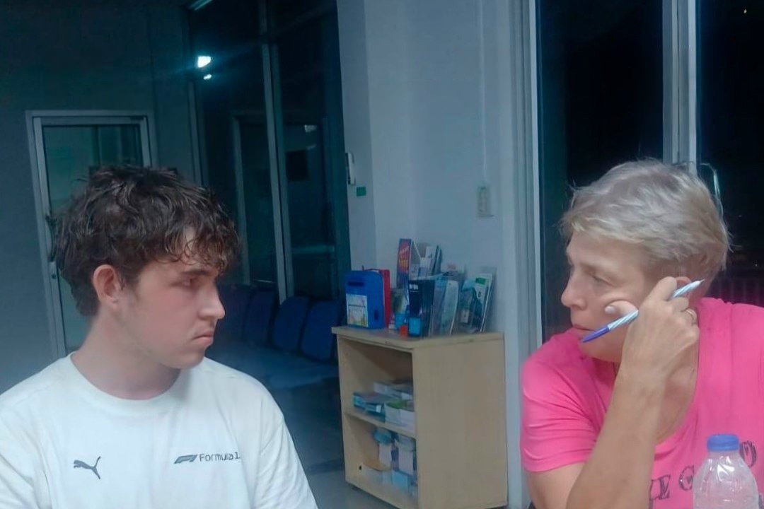 "Один дома" в Паттайе: как парень устроил себе новогоднее чудо в полиции