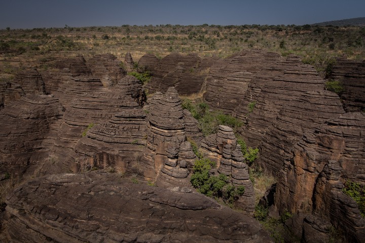 Каменные стражи Фабедугу - застывшие во времени  древние дюны