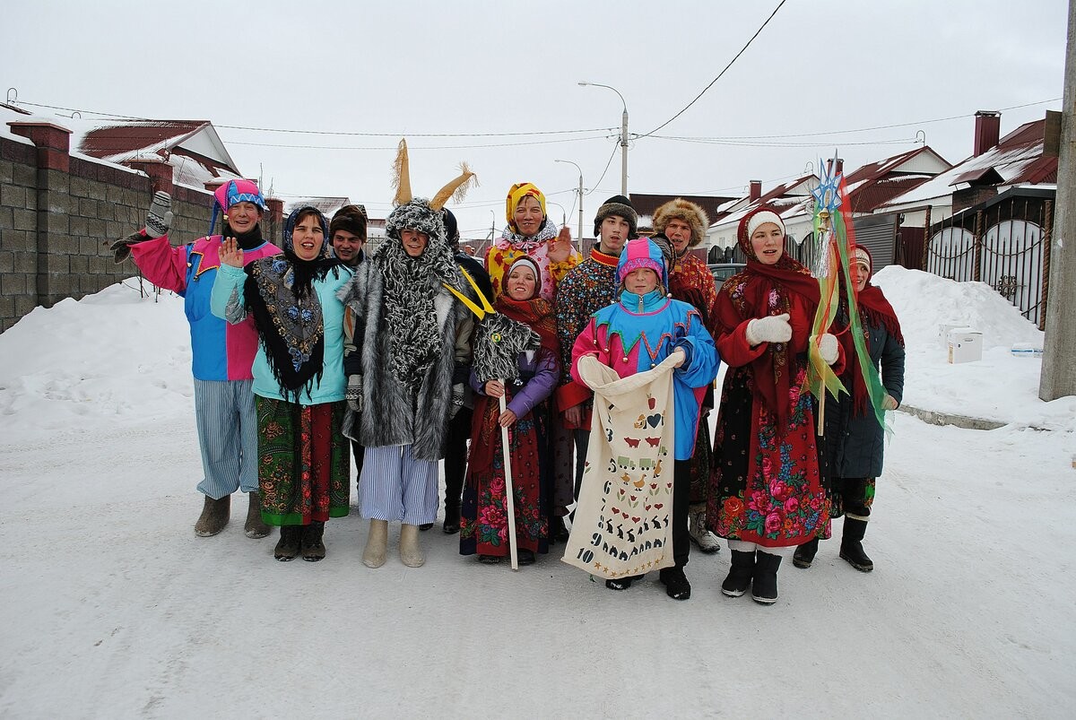 Почему колядующим на Руси нельзя было отказывать в угощении?