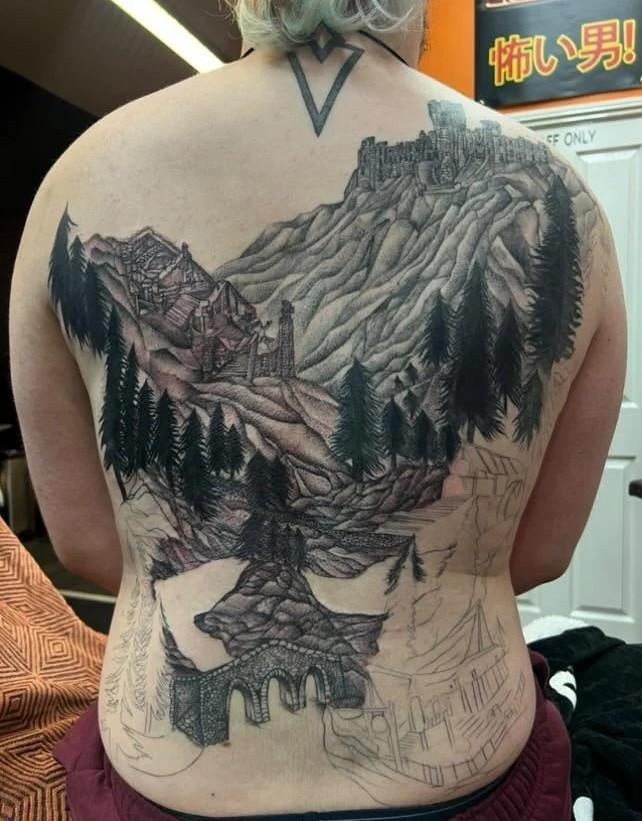 12. И горы, и овраги, и лес