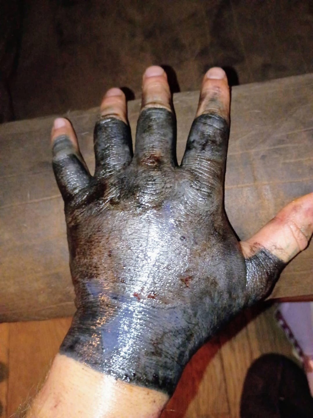 1. Чтобы скрыть что-нибудь ненужное, надо сначала набить что-нибудь ненужное