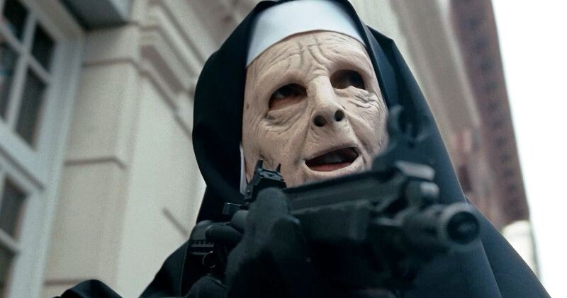 9. Город воров (2010)