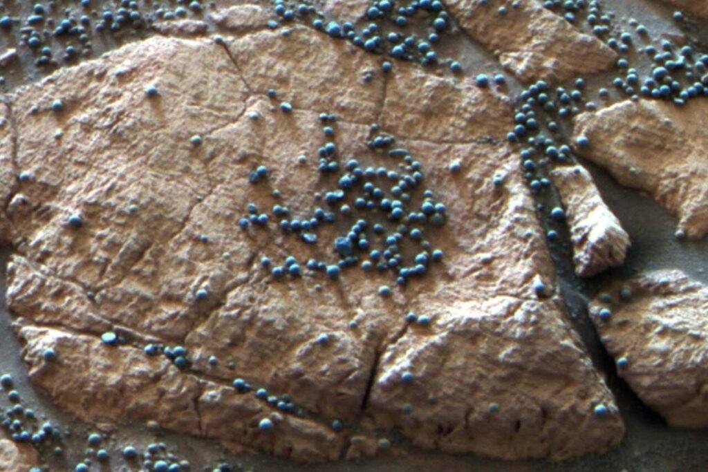 Как ученые узнали, что на Марсе когда-то была вода?