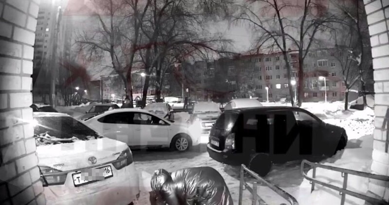 Конфликт двух женщин из-за неверного кавалера