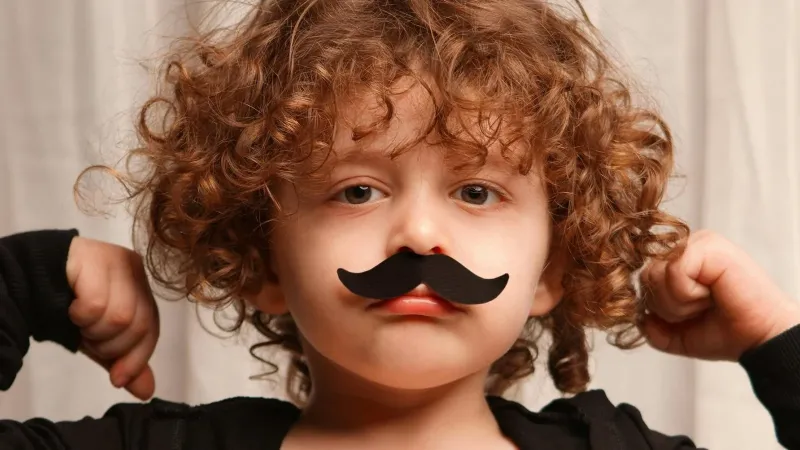 Школьники обходят проверку возраста в Roblox с помощью нарисованных усов и бороды