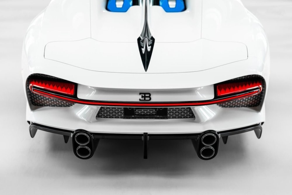 Уникальный Bugatti Chiron Super Sport выставили на аукцион