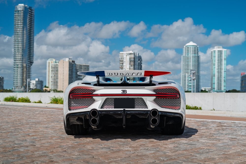 Уникальный Bugatti Chiron Super Sport выставили на аукцион