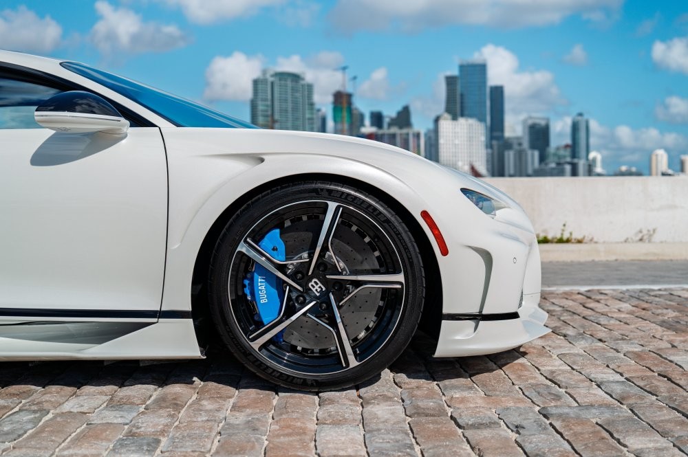 Уникальный Bugatti Chiron Super Sport выставили на аукцион