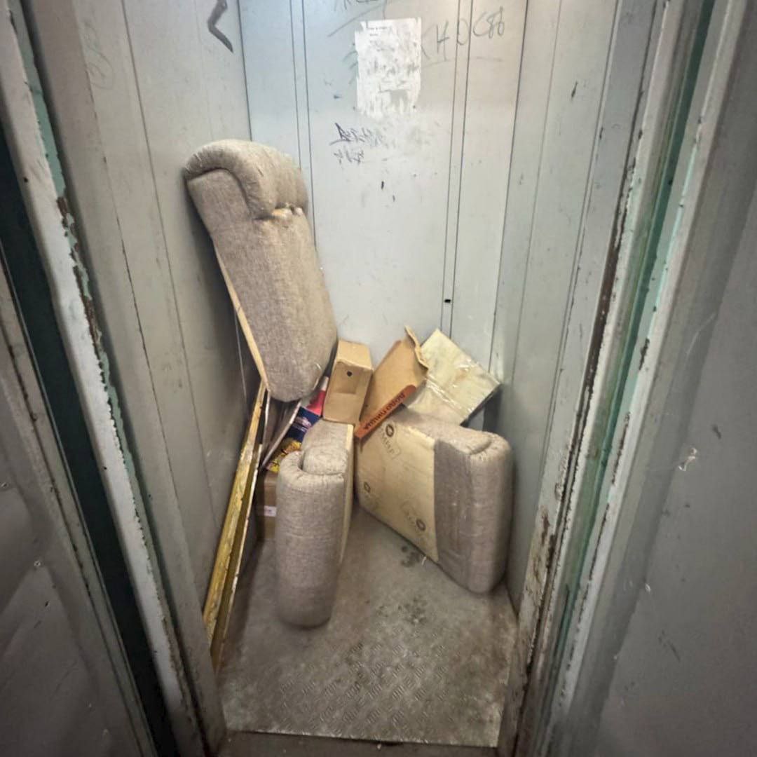 Лифт стал ловушкой: две женщины едва не сгорели заживо во Владивостоке