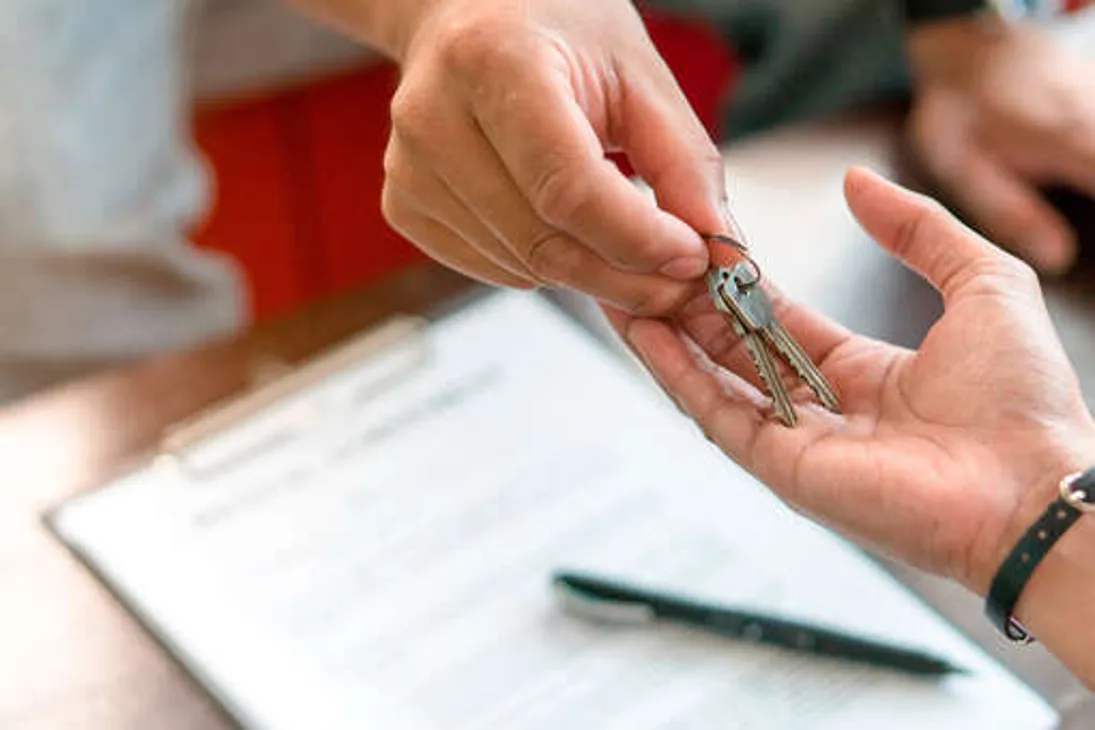 Столичный суд обязал удалить с сайта и телеграмм-канала объявление дискриминационного характера