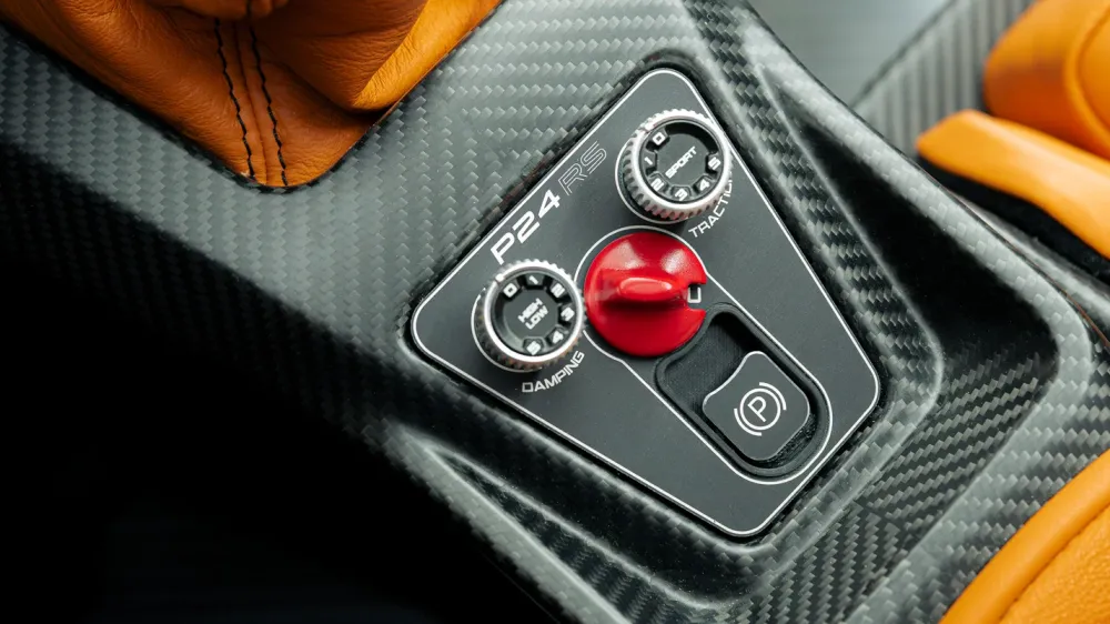 Нидерландская Donkervoort представила свой самый экстремальный спорткар