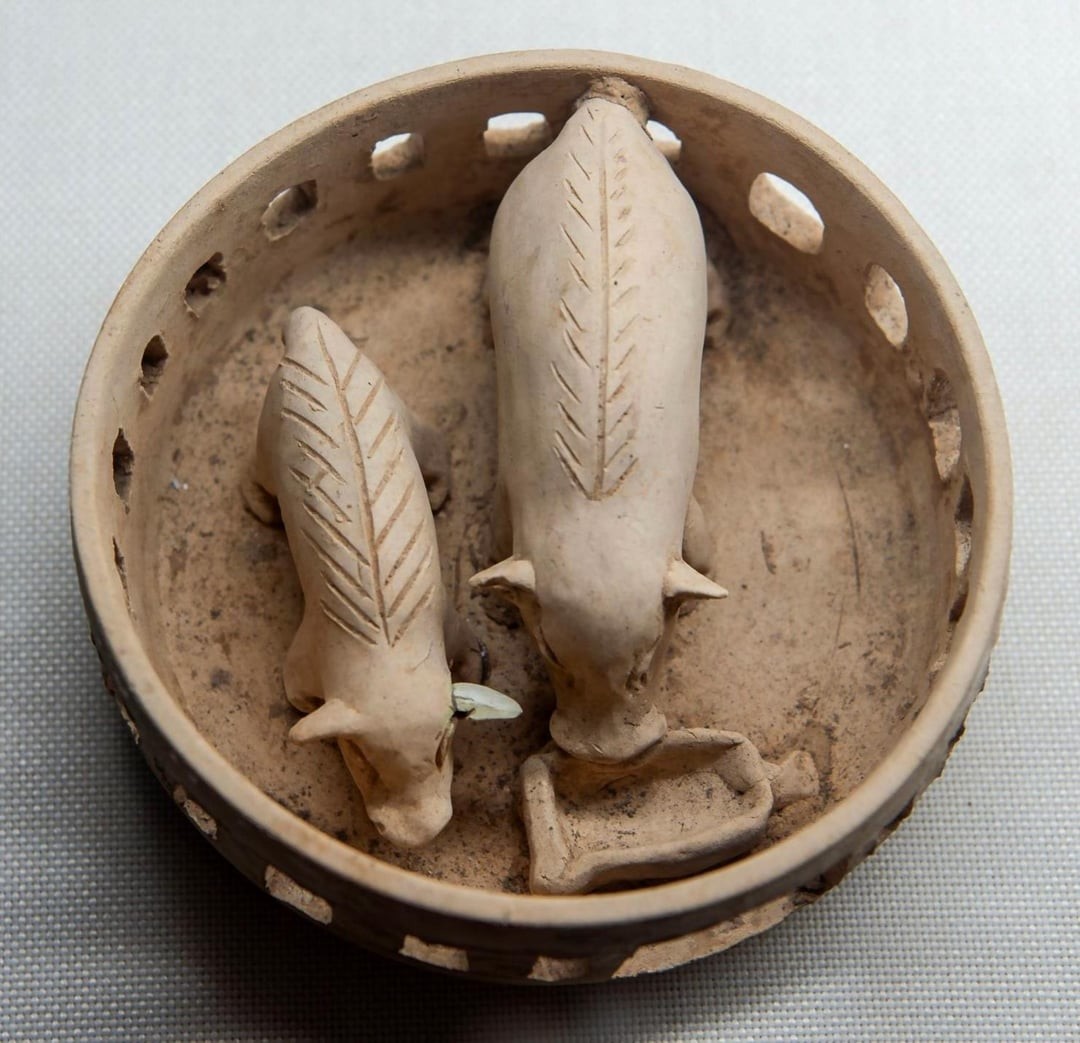 4. Модель свинарника, Цзянси, Китай, эпоха Западная Цзинь, 265–316 гг. н. э.