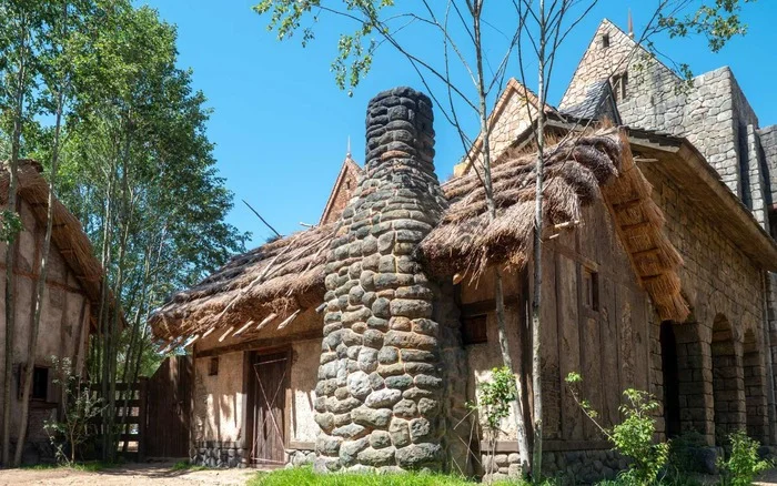 Декорации для российского кино. Кинопарк «Москино»⁠⁠