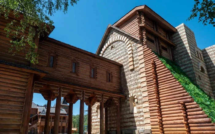 Декорации для российского кино. Кинопарк «Москино»⁠⁠