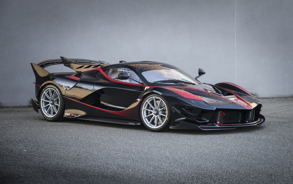 Редчайшая Ferrari FXX K Evo с пробегом менее 100 километров уйдёт с молотка