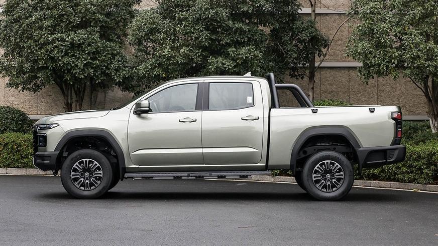 У Chery появился рамный электропикап по цене LADA Vesta