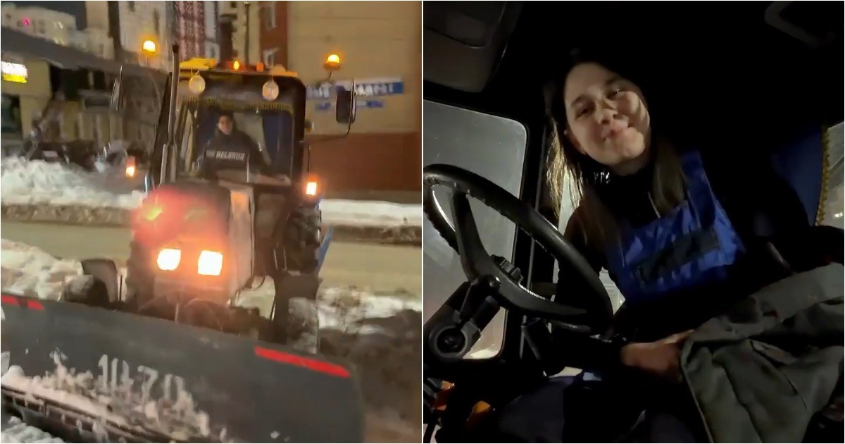 20-летняя девушка работает на тракторе и убирает город от снега