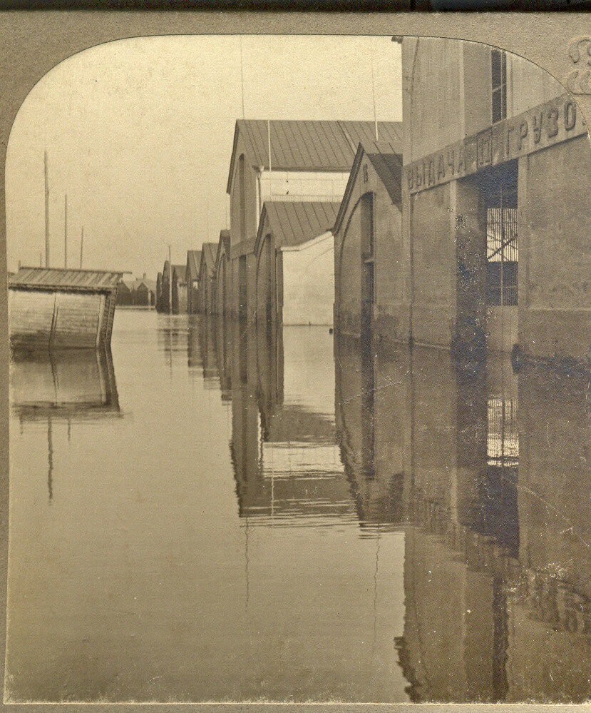 Нижегородская ярмарка, затопленная разливом Волги.1913