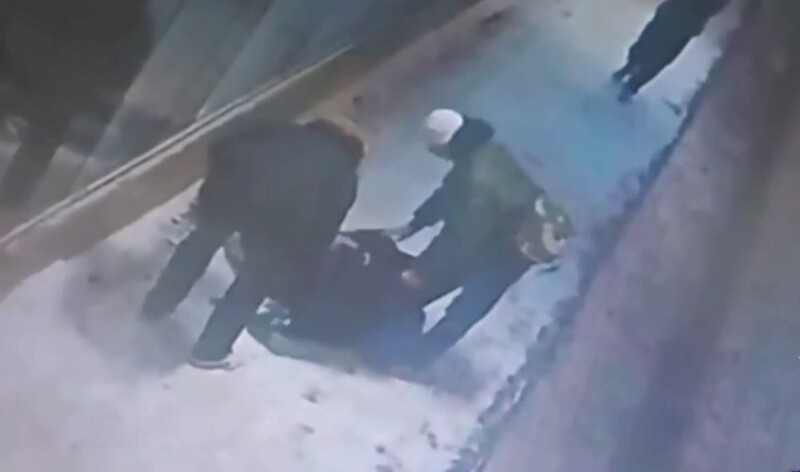 Двух подростков задержали после драки со стрельбой в Москве