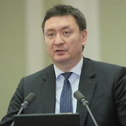 «Из 100% мигрантов, которые приехали в Россию для работы в сфере ЖКХ - 13% остались в дворниках»