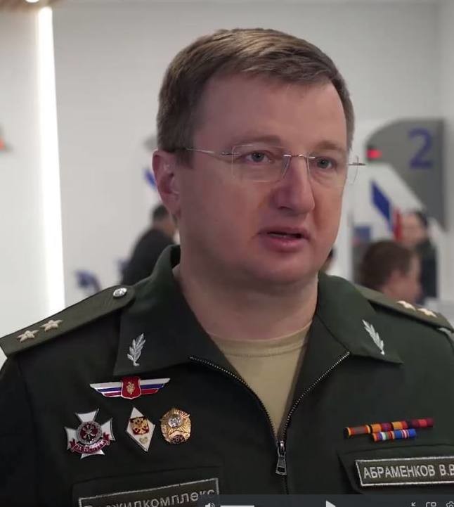 По подозрению в мошенничестве в особо крупном размере при обслуживании жилфонда Министерства обороны РФ задержан экс-начальник «Росжилкомплекса» Валерий Абраменков