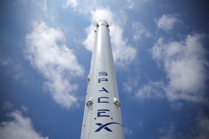 Принципы подождут: SpaceX меняет Марс на Луну ради контрактов с NASA