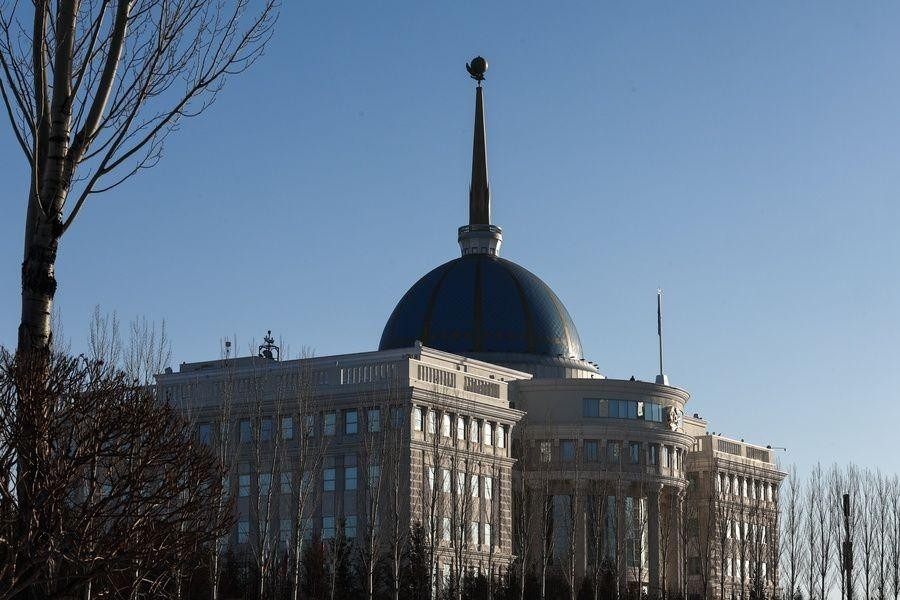 Казахстан стремится снизить значимость русского языка в стране