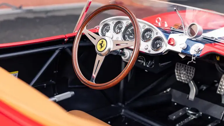 Детский автомобиль Ferrari 250 Testa Rossa продали за рекордную сумму
