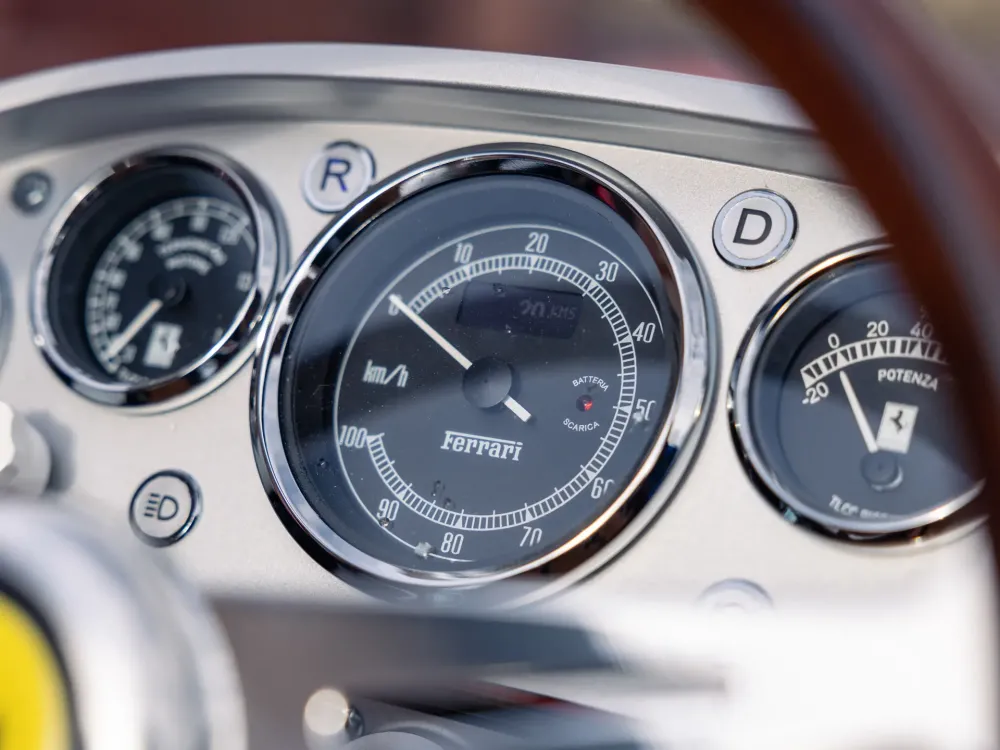 Детский автомобиль Ferrari 250 Testa Rossa продали за рекордную сумму