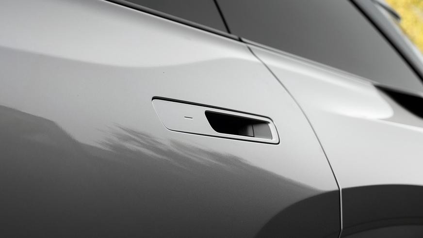 Toyota показала новый Highlander - теперь это электромобиль