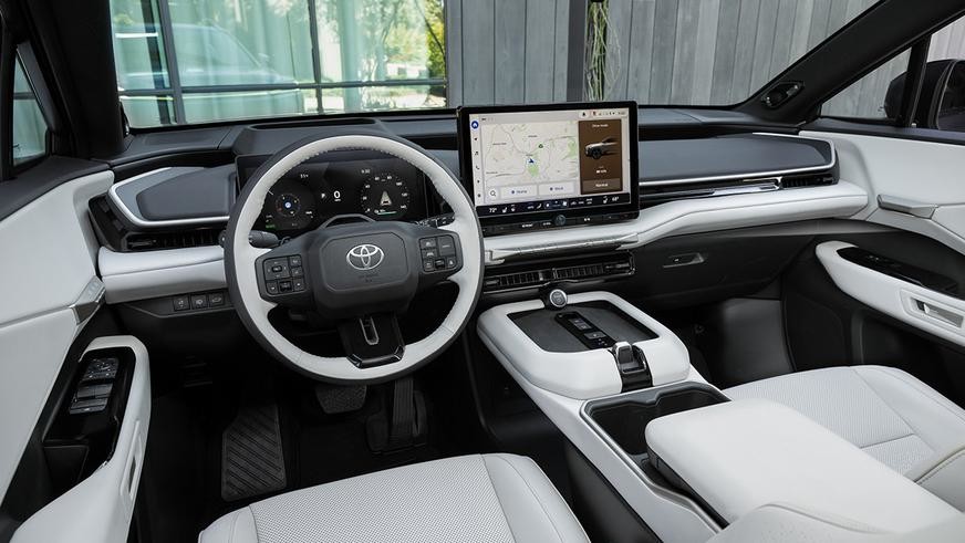 Toyota показала новый Highlander - теперь это электромобиль