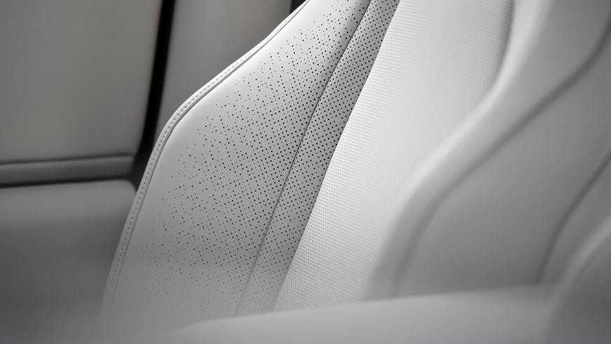 Toyota показала новый Highlander - теперь это электромобиль