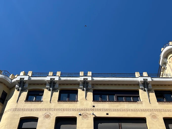 Дом с ящерицами: мадридская загадка рациональной архитектуры