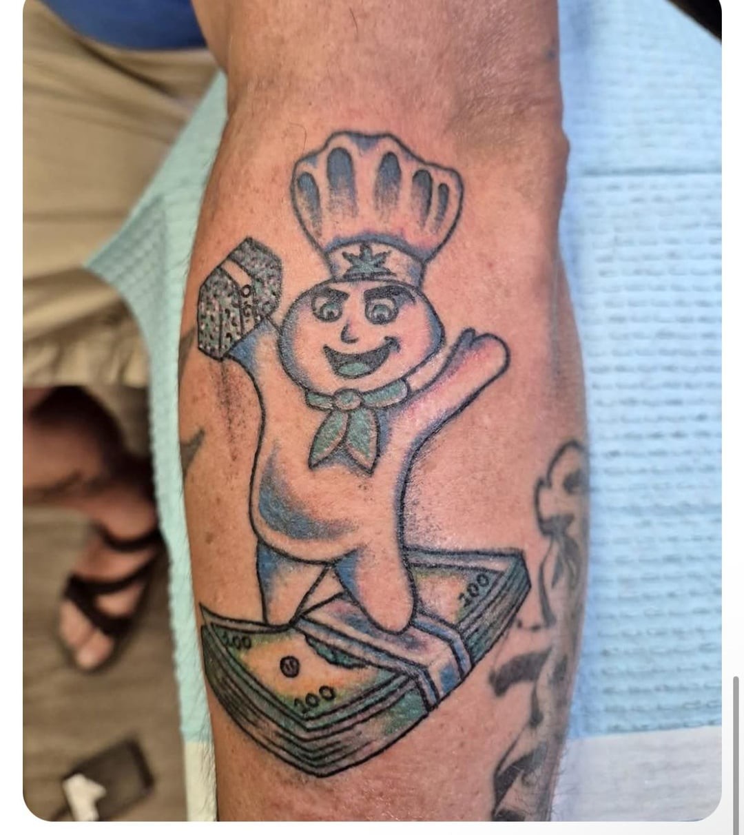 5. Какой-то у него недобрый взгляд, ухмылка и вообще