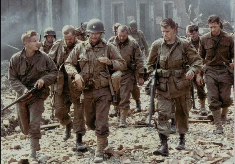 8. «Спасти рядового Райана» (1998) и чёрные ботинки