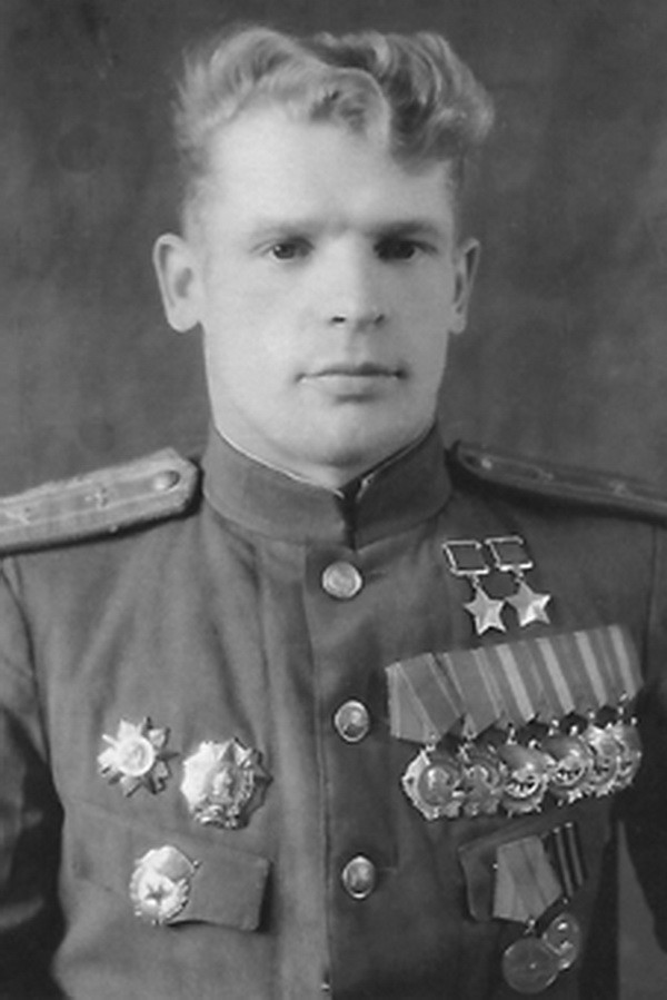 Люди из стали. Алексей Семёнович Смирнов