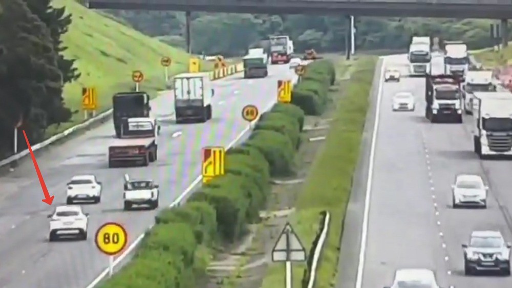 Легким движением руля на дороге образуется сущий ад