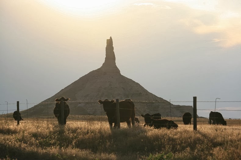 Древняя гора Чимни Рок - историческая достопримечательность