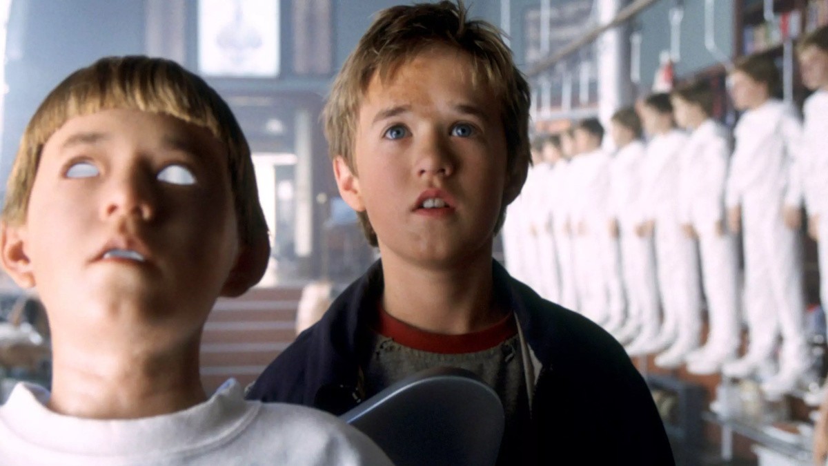 Искусственный разум (2001) - Хейли Джоэл Осмент и Джуд Лоу