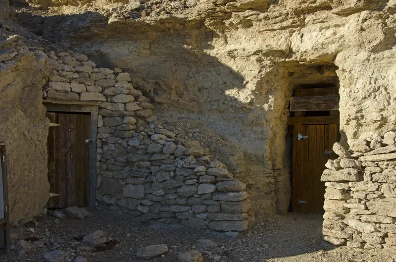 Дублинское ущелье: подземный город золотоискателей в скалах Долины Смерти