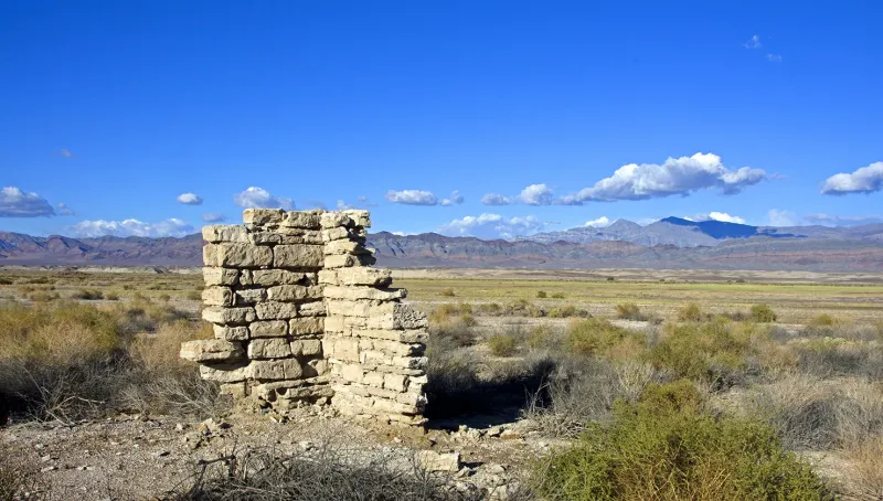 Дублинское ущелье: подземный город золотоискателей в скалах Долины Смерти