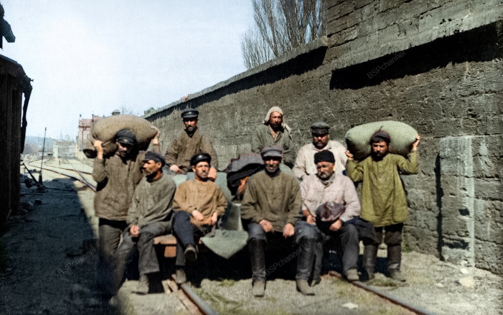 Нелёгкая и тяжёлая жизнь СССР в первое десятилетие своего существования