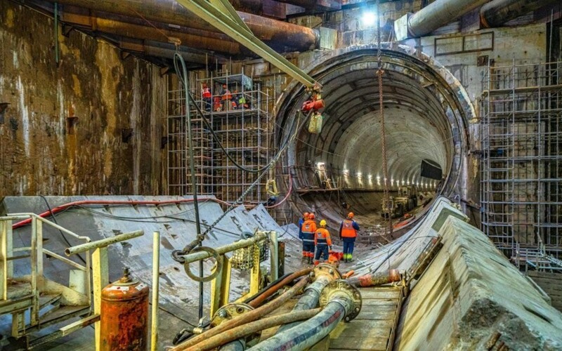 Как строят самый длинный подводный тоннель московского метро