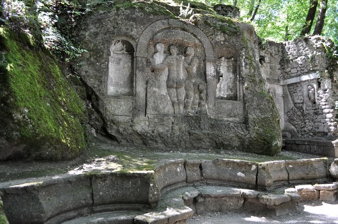 Таинственный лес Бомарцо, ставший домом для порождений герцогской тоски