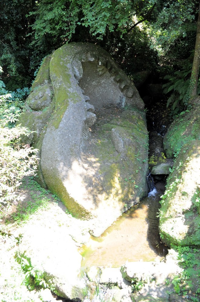 Таинственный лес Бомарцо, ставший домом для порождений герцогской тоски