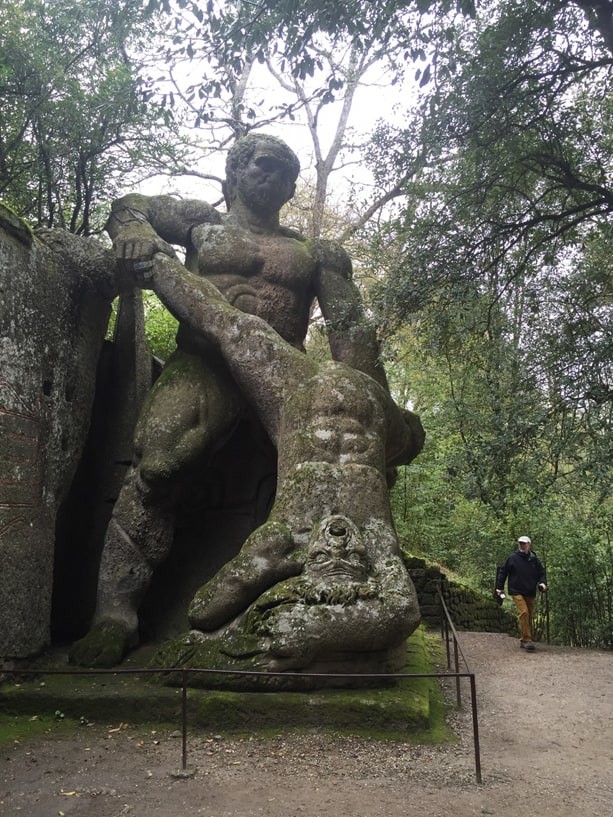 Таинственный лес Бомарцо, ставший домом для порождений герцогской тоски