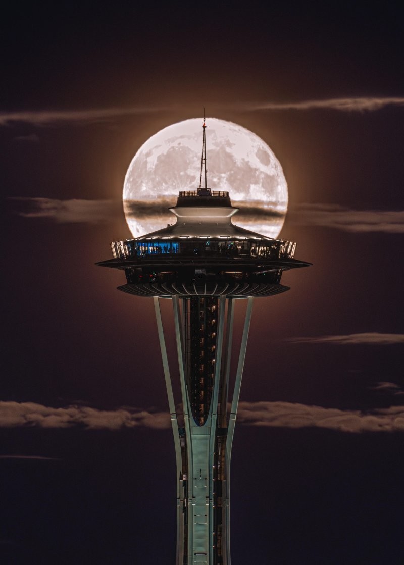 17. Спейс Нидл - футуристическая башня Сиэтла