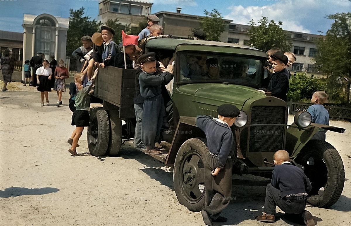 Подборка простых и потрясающих фотографий эпохи СССР